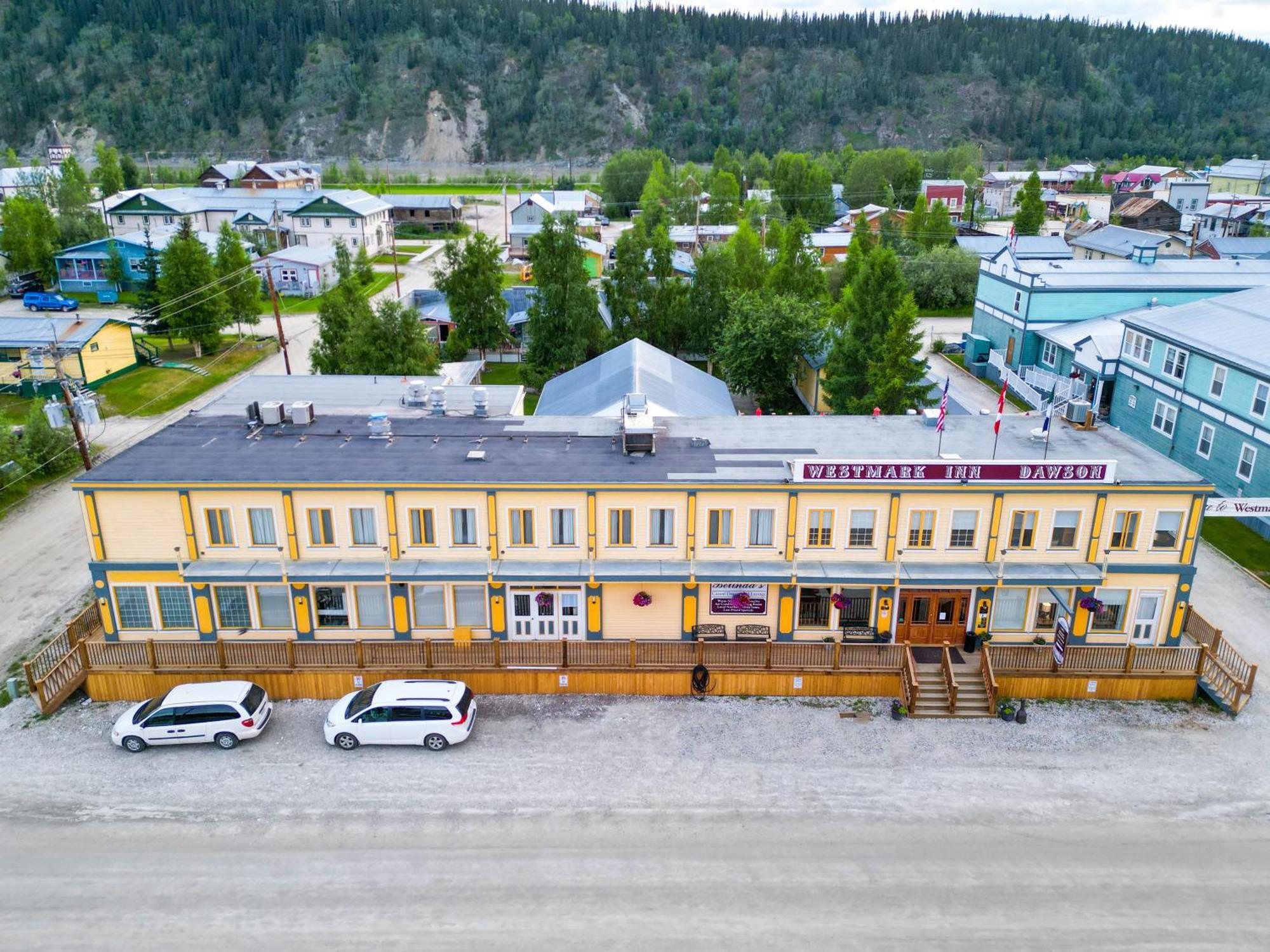 Holland America Dawson City Inn Exterior foto