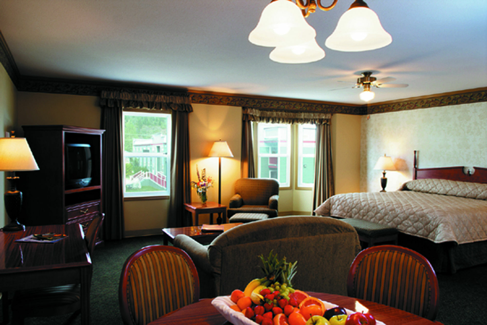 Holland America Dawson City Inn Exterior foto